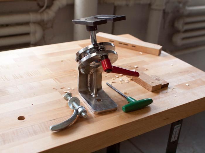 jerry-rig universal vise